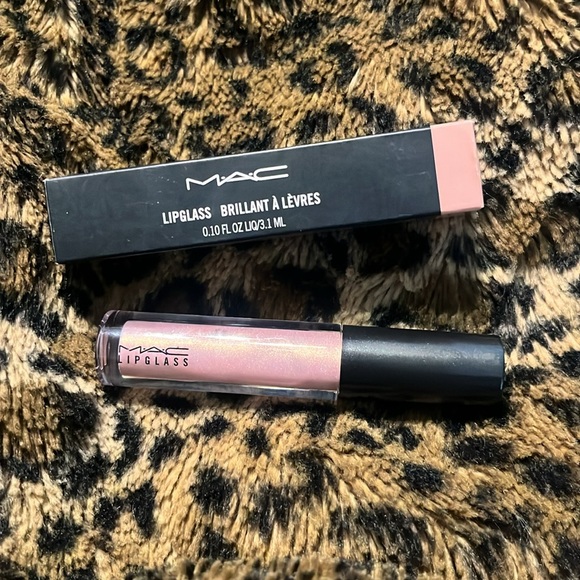 MAC Cosmetics Lipglass Lipstick Oyster Girl #305 - Picture 3 of 3